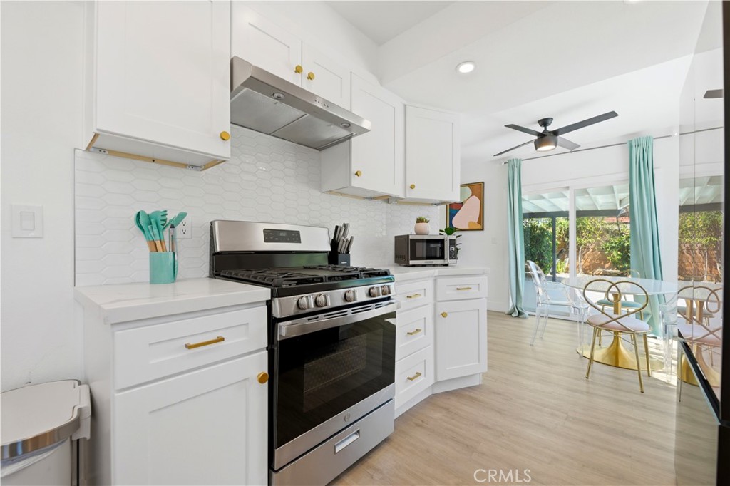 4351 E Calle De Carlos