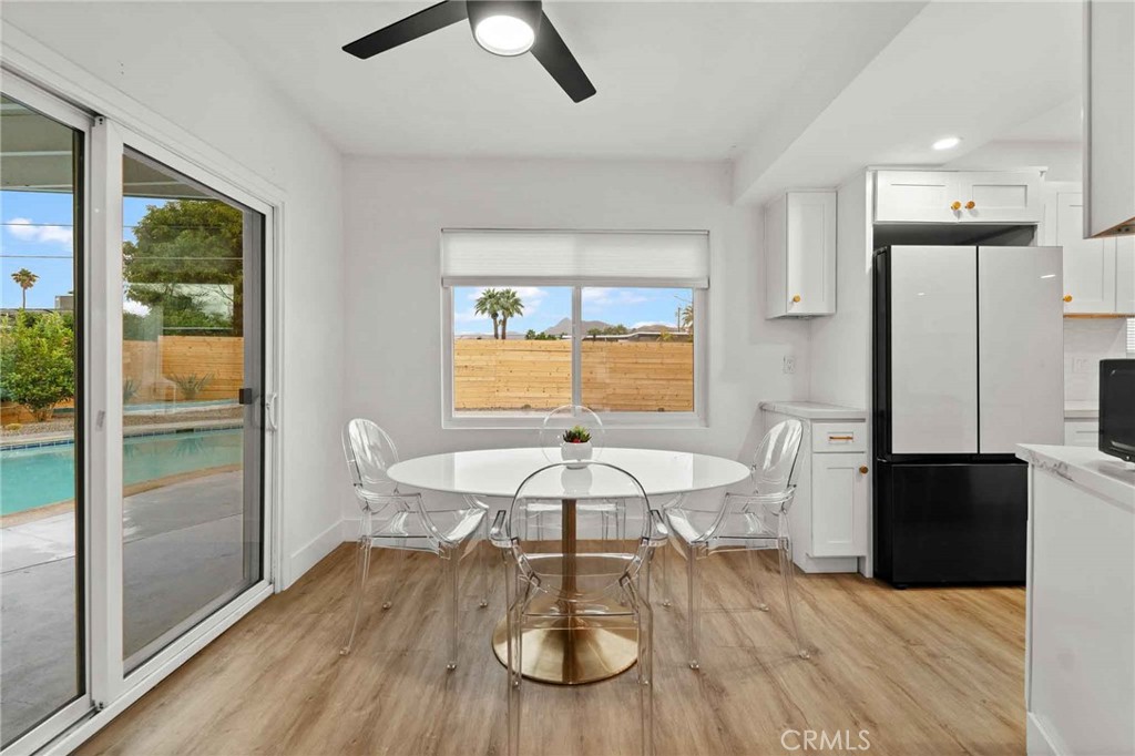 4351 E Calle De Carlos