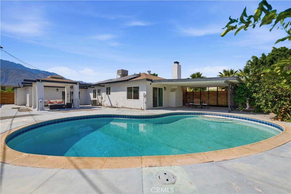 4351 E Calle De Carlos