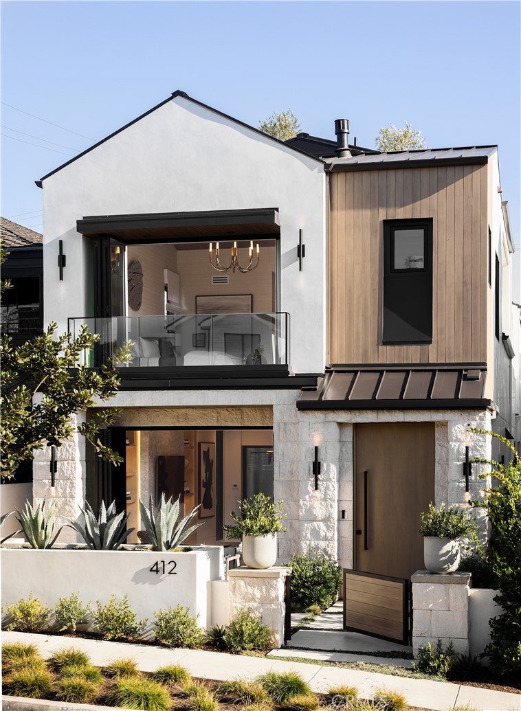 412 Heliotrope
