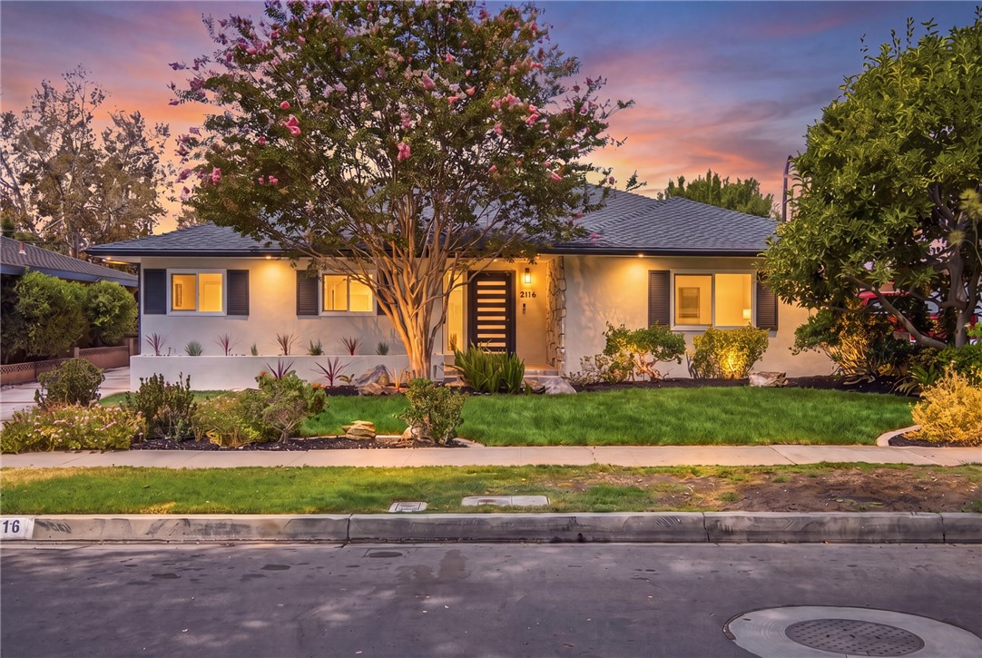 2116 Freeman