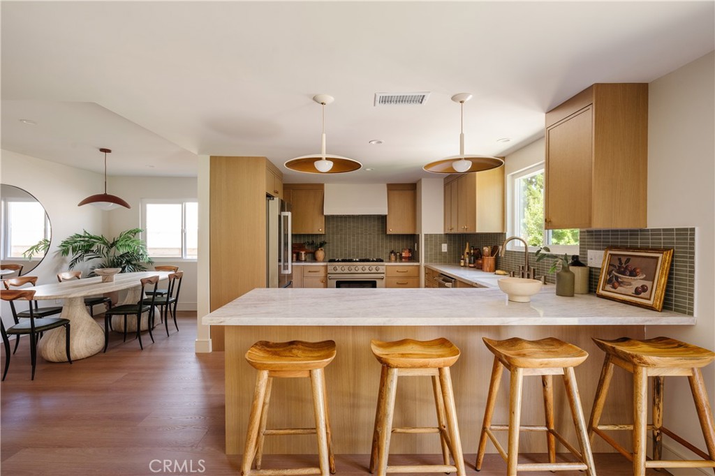 3508 Maple