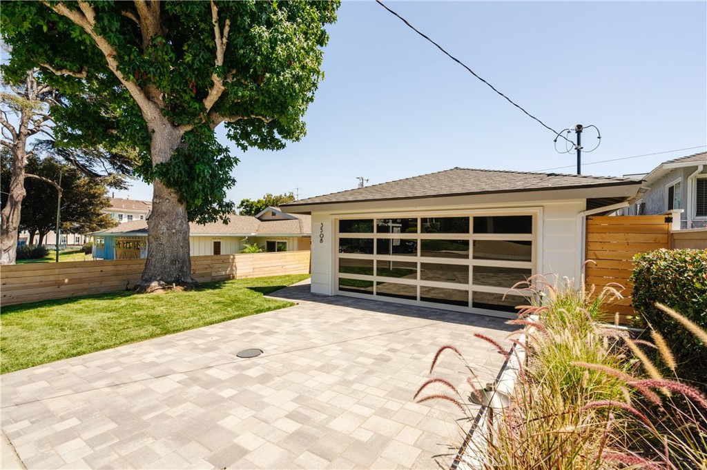 3508 Maple