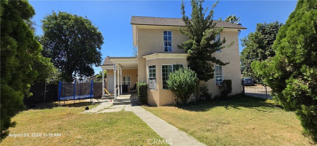 802 W 7th Street