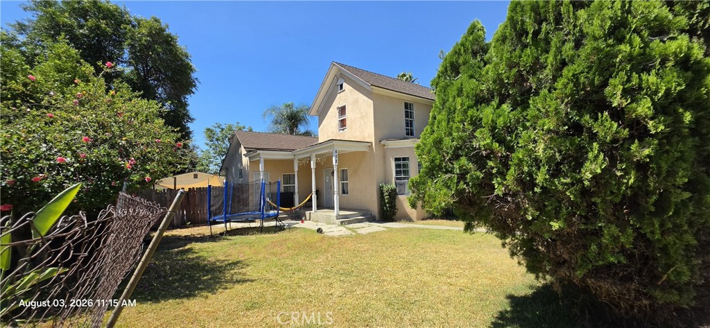 802 W 7th Street