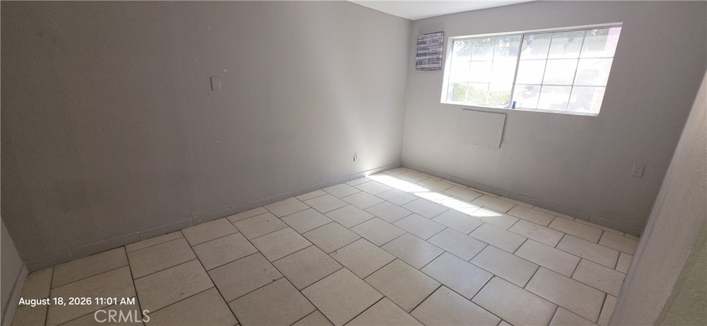 802 W 7th Street
