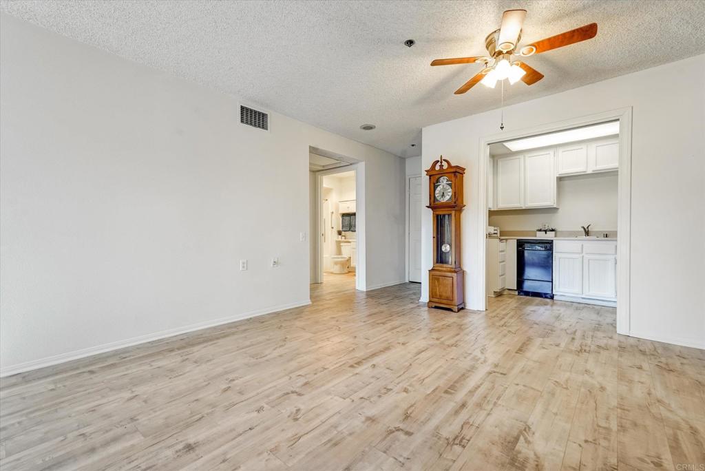 1682 Circa Del Lago A208