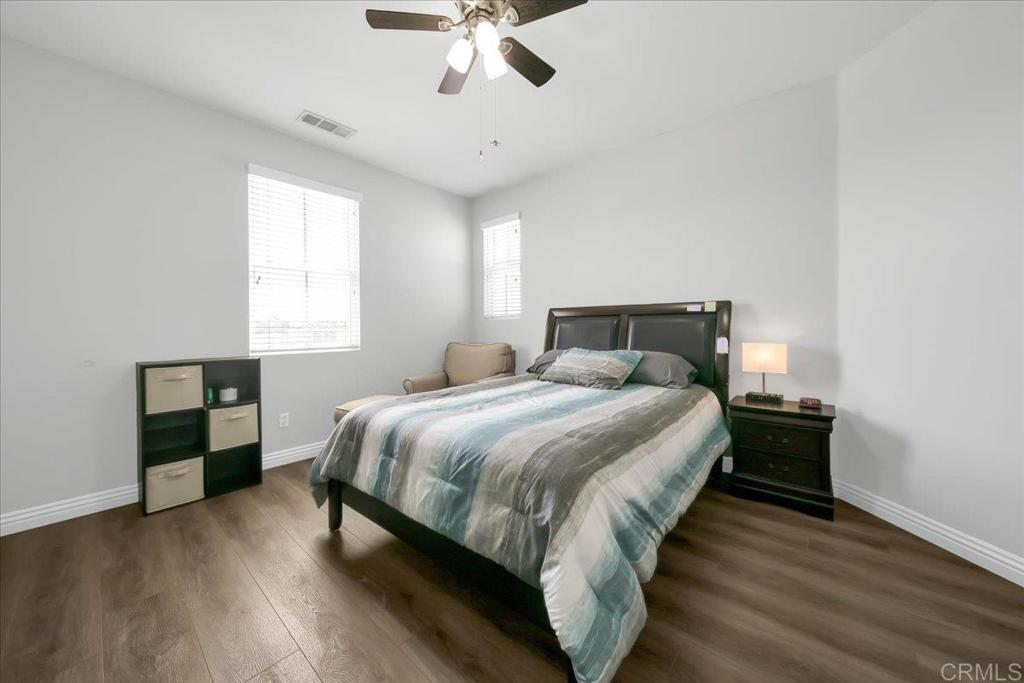 30429 De Caron Street