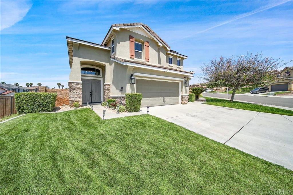 30429 De Caron Street