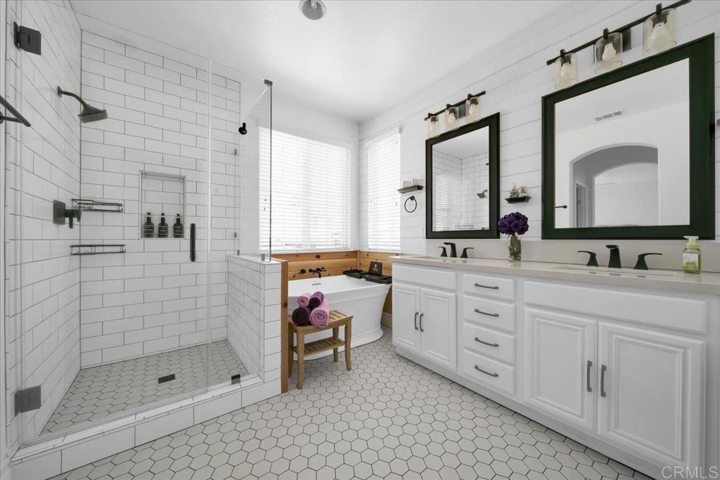 30429 De Caron Street