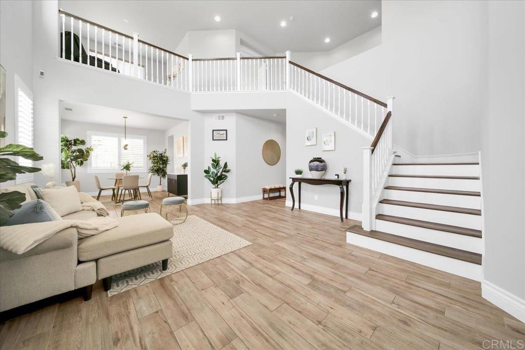 30429 De Caron Street