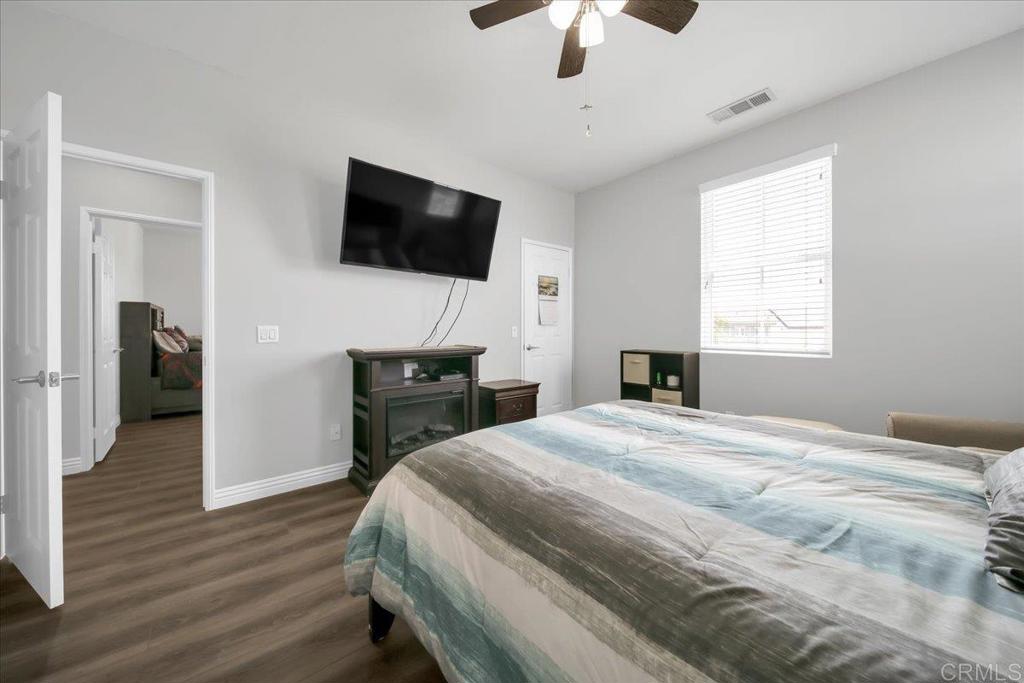 30429 De Caron Street