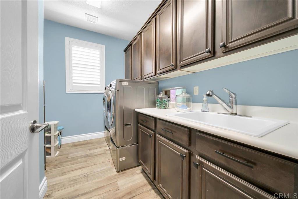 30429 De Caron Street