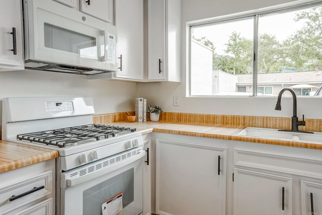 10228 Princess Sarit Way