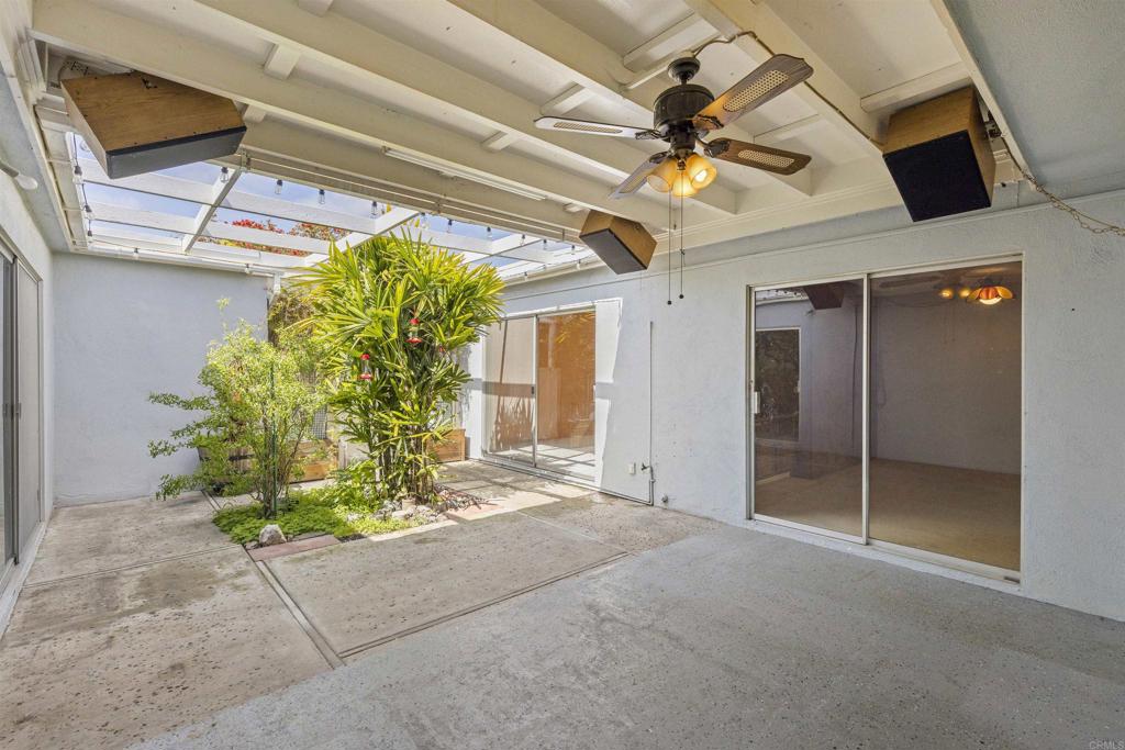 3747 Vista Campana S 81