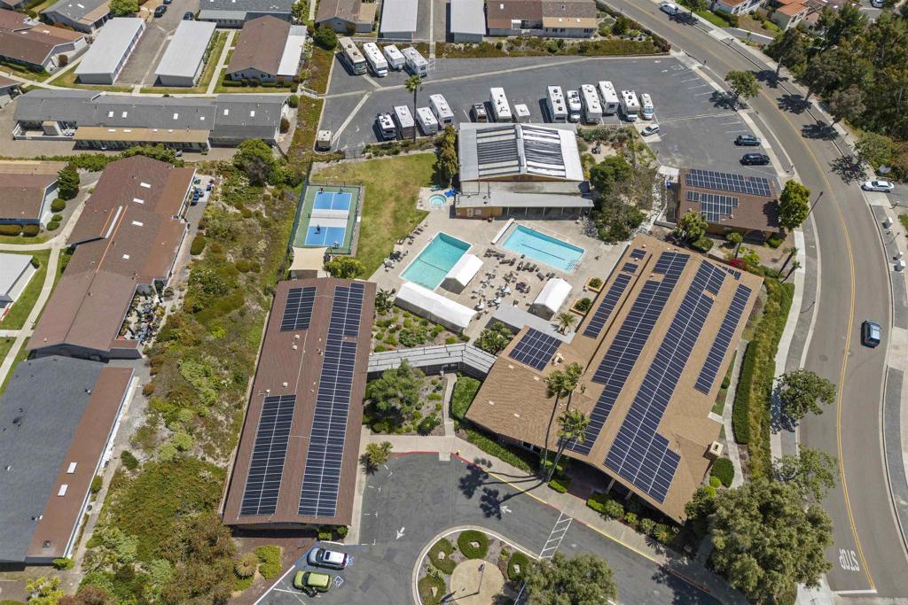 3747 Vista Campana S 81