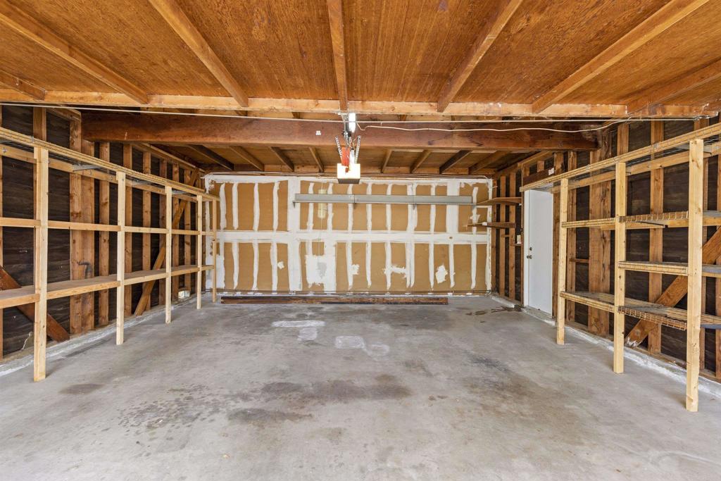 3747 Vista Campana S 81