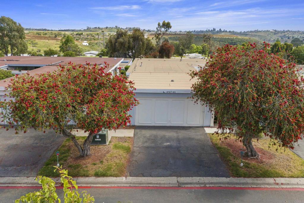 3747 Vista Campana S 81