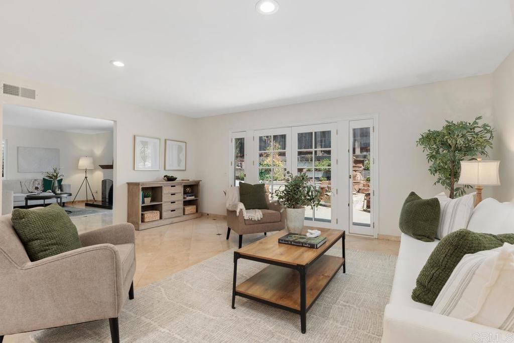 1671 James Drive