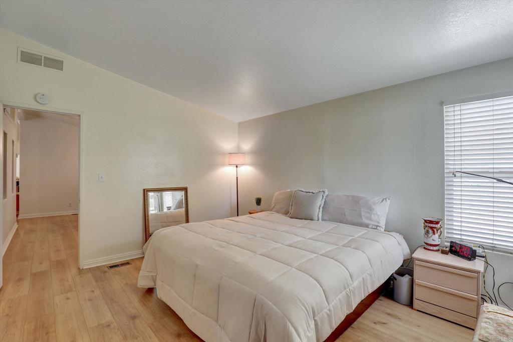 1550 Rimpau Avenue SPC 4