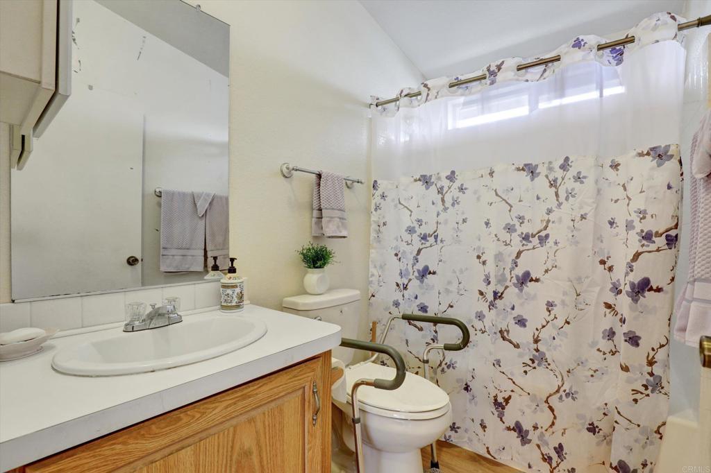 1550 Rimpau Avenue SPC 4