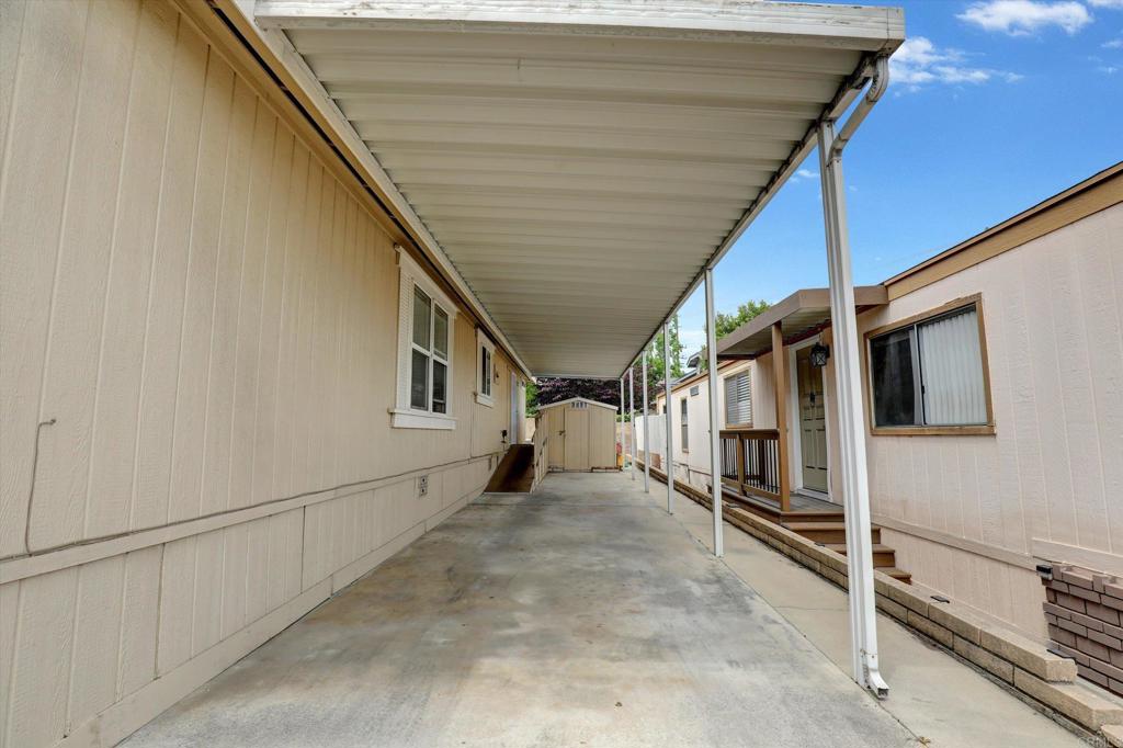 1550 Rimpau Avenue SPC 4