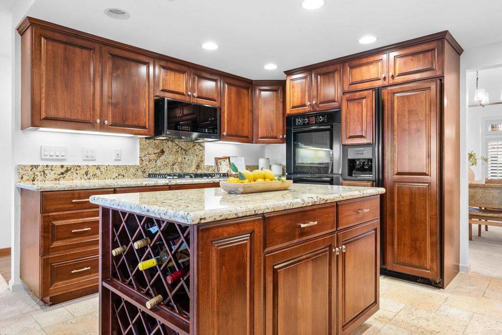 2311 Lagoon View Drive