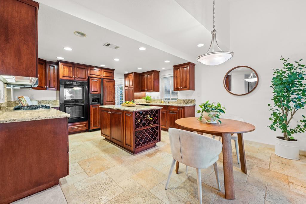 2311 Lagoon View Drive
