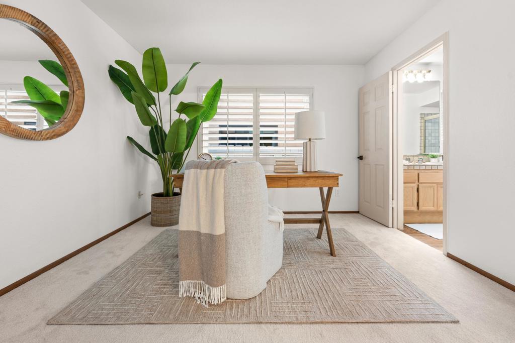 2311 Lagoon View Drive