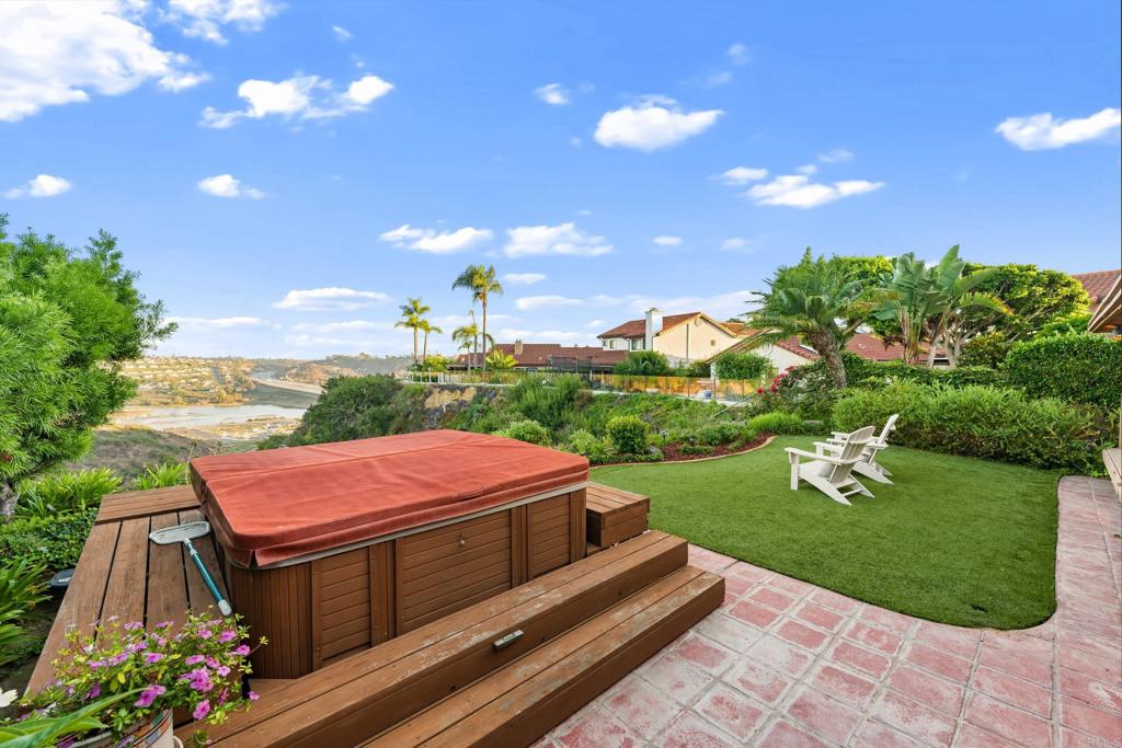 2311 Lagoon View Drive