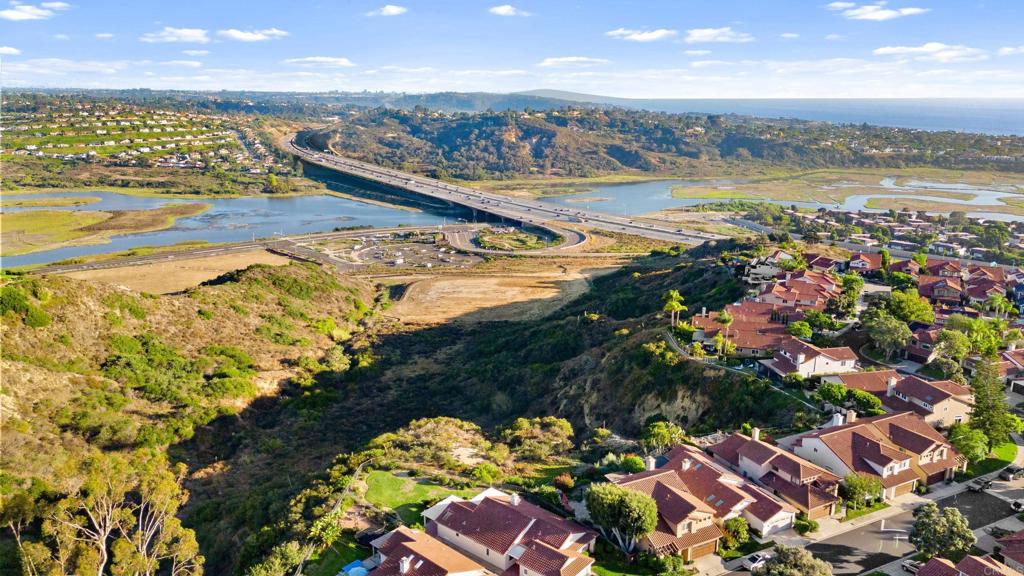 2311 Lagoon View Drive