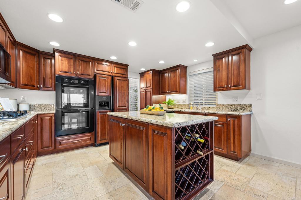 2311 Lagoon View Drive