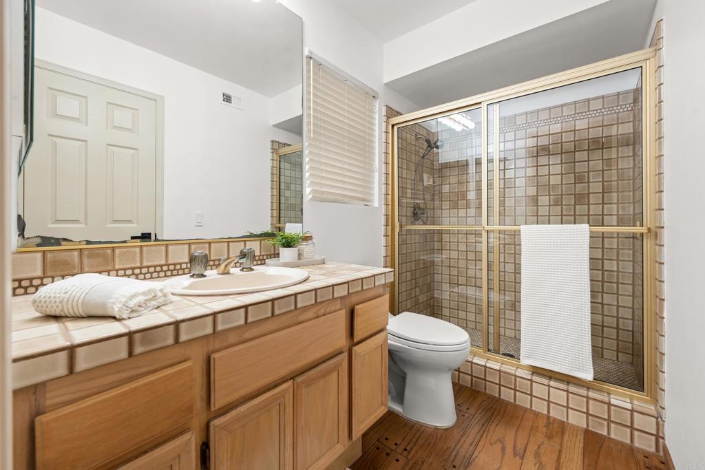 2311 Lagoon View Drive