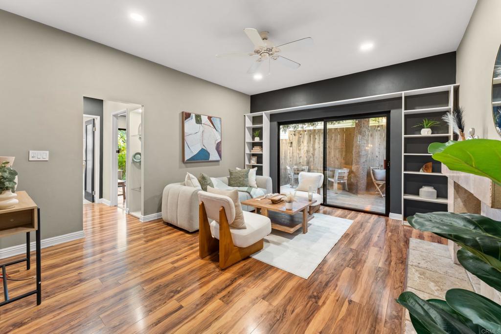 3129 Redwood Street
