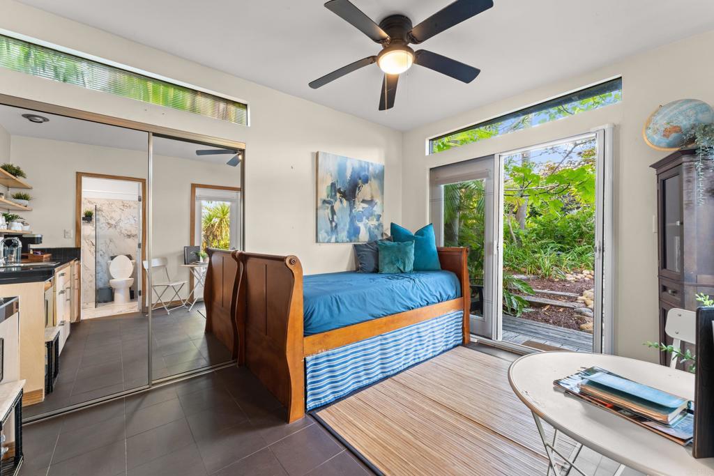 3129 Redwood Street