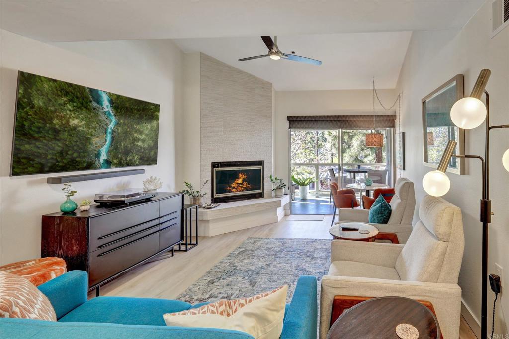 1682 Circa Del Lago A308