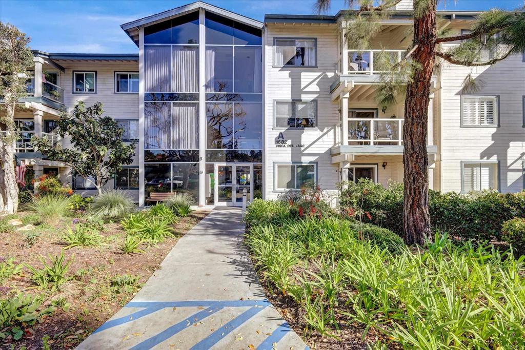 1682 Circa Del Lago A308