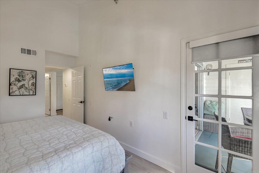 1682 Circa Del Lago A308