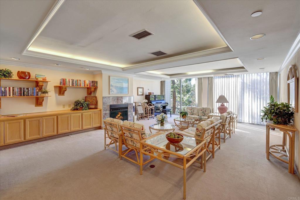 1682 Circa Del Lago A308