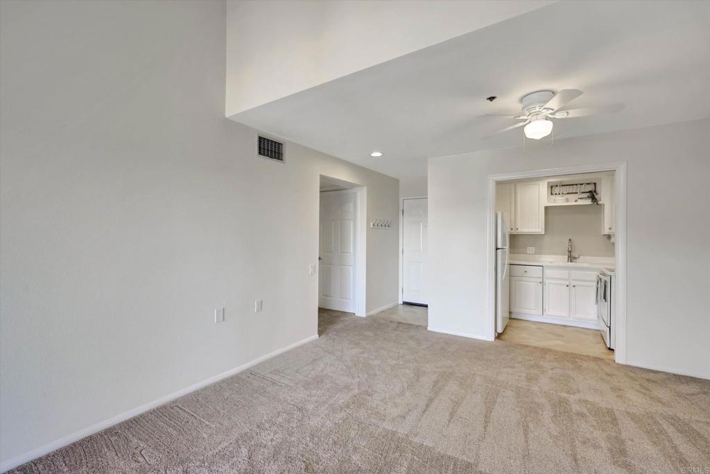 1682 Circa Del Lago A305
