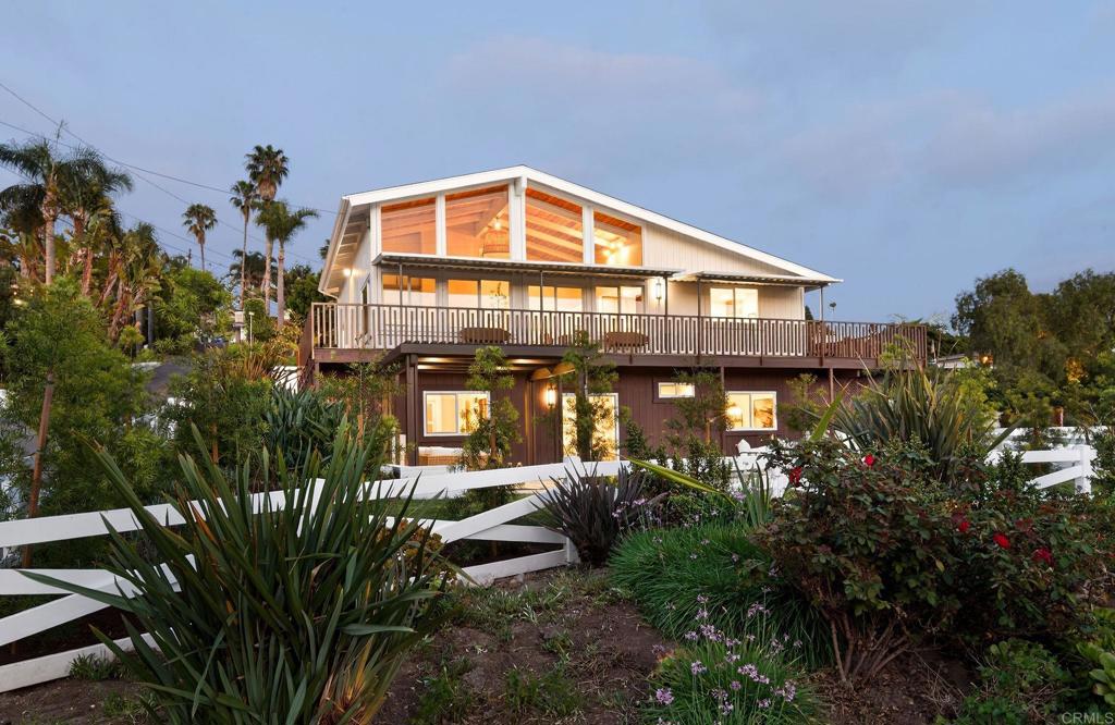 1551 Burgundy Road
