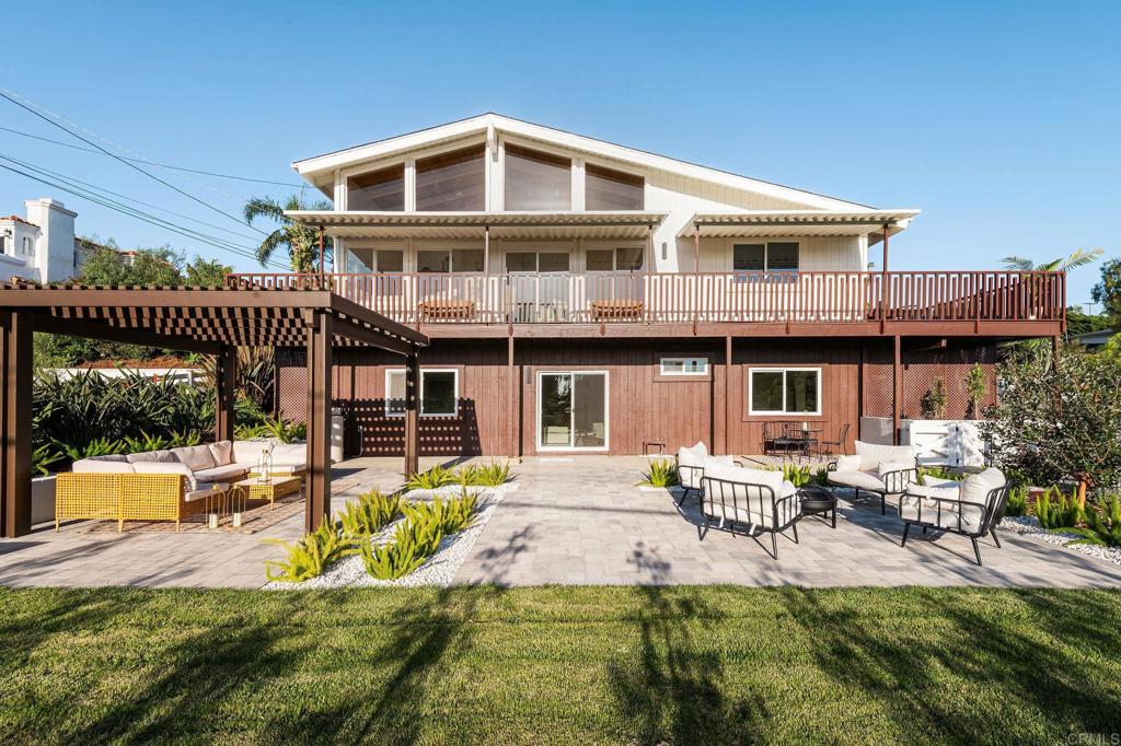 1551 Burgundy Road