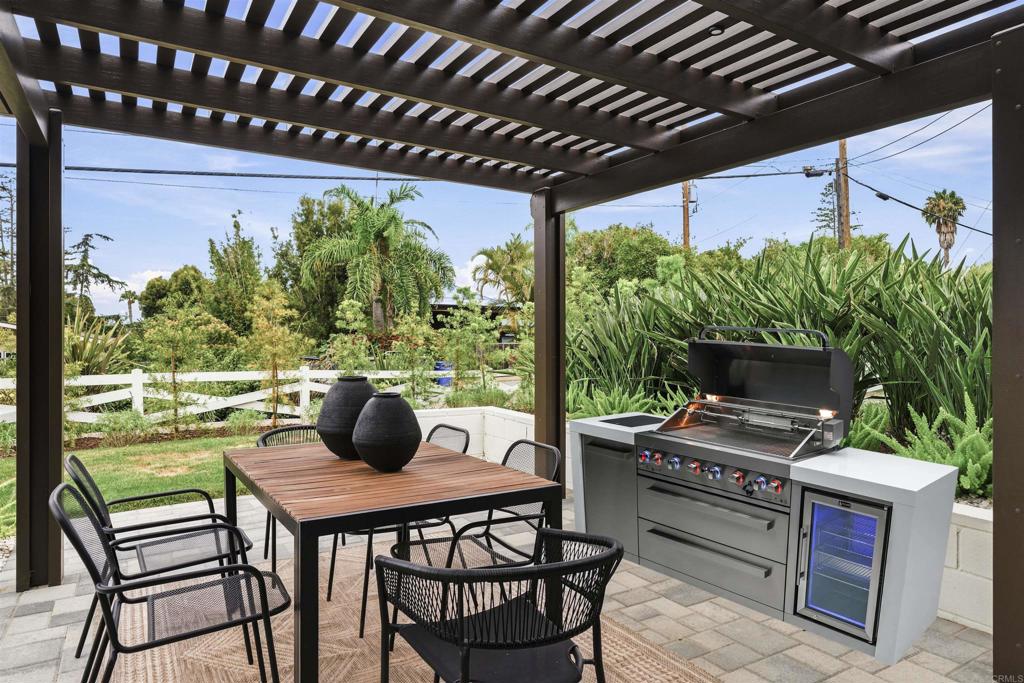 1551 Burgundy Road