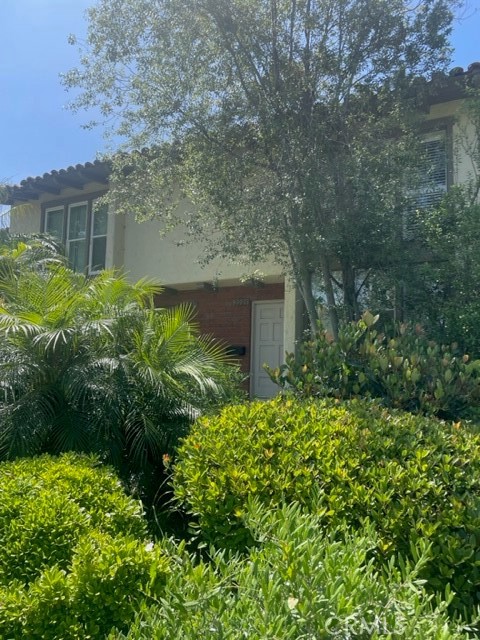 2225 Vista Huerta