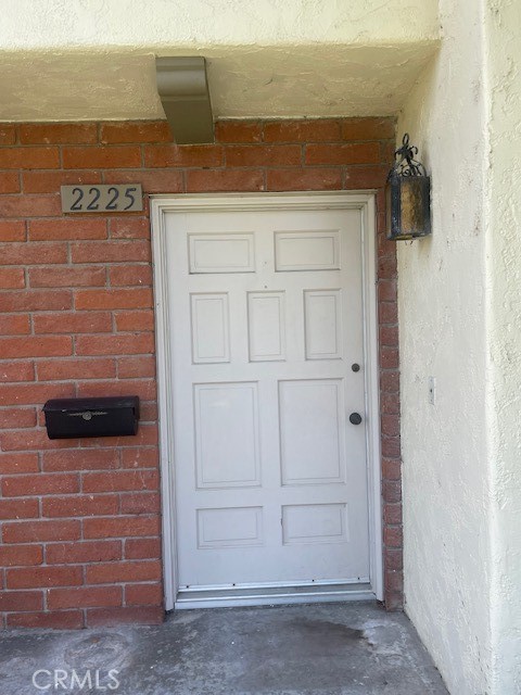 2225 Vista Huerta