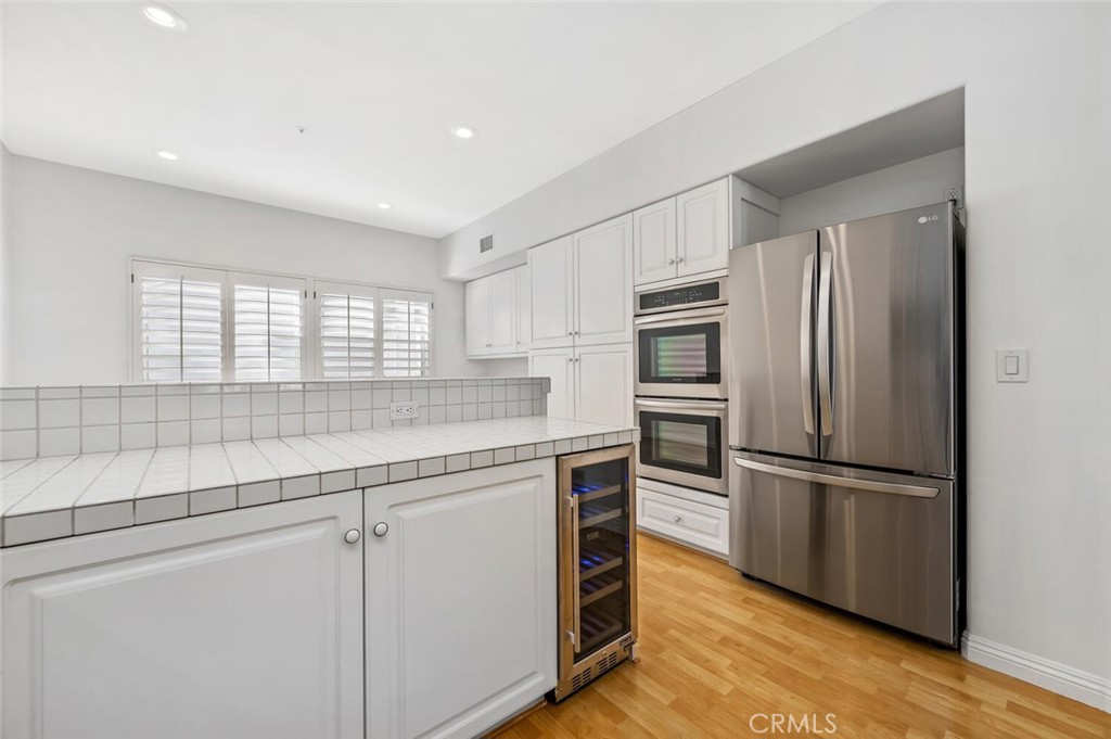 2600 Newport Boulevard 317