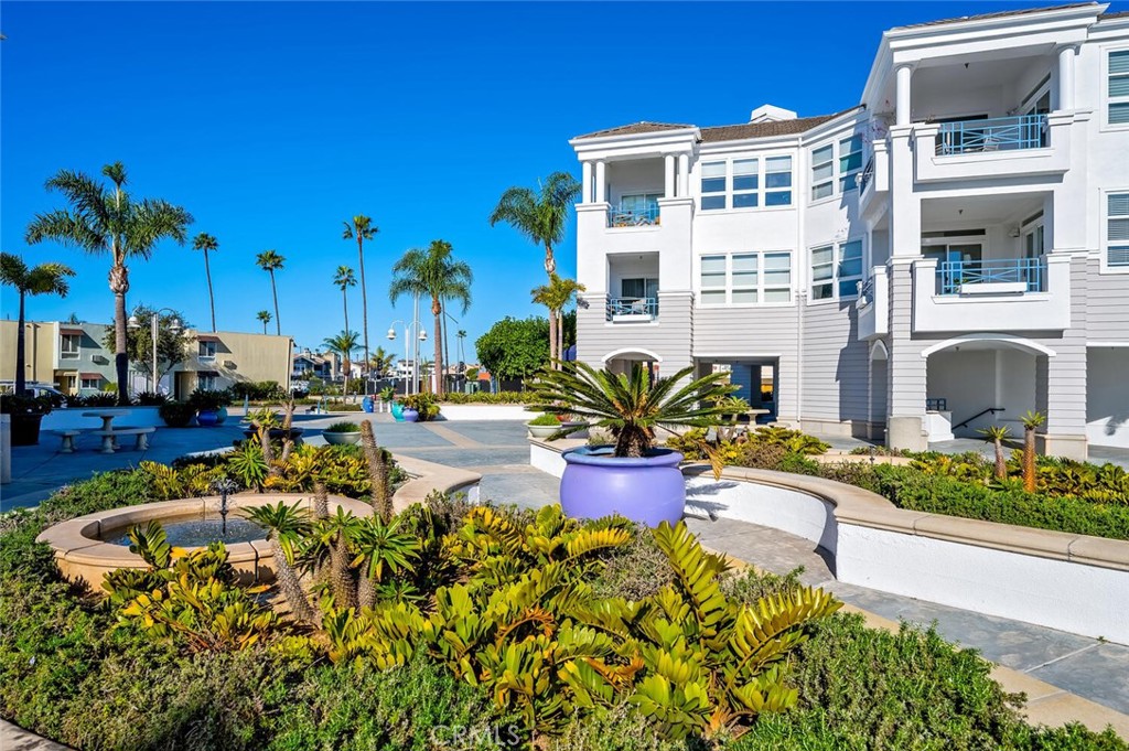 2600 Newport Boulevard 317