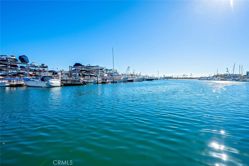 2600 Newport Boulevard 317
