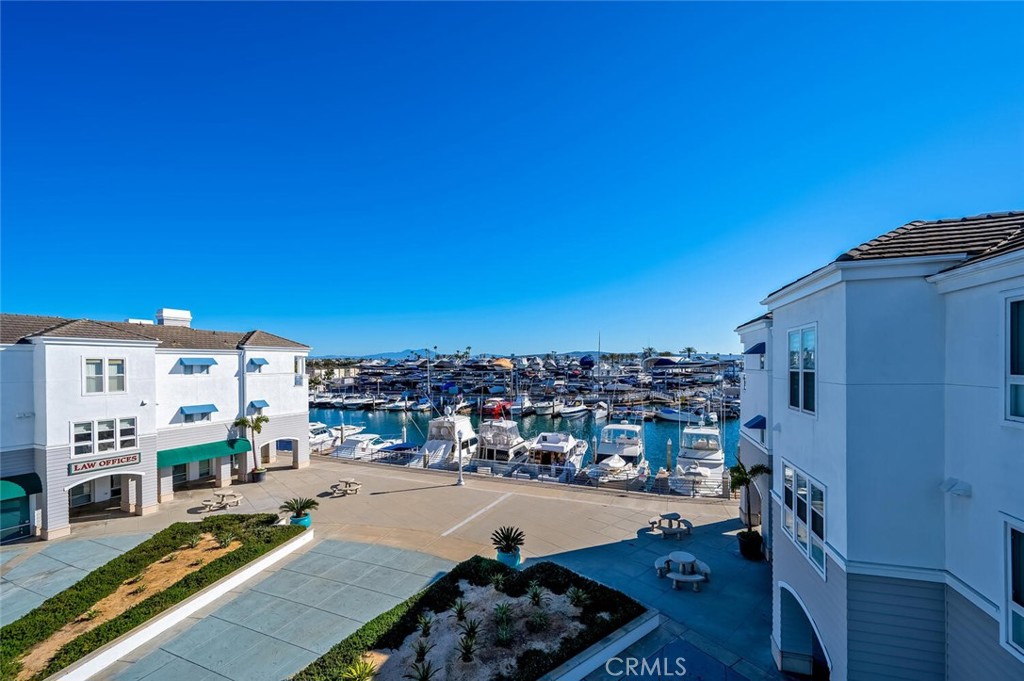 2600 Newport Boulevard 317