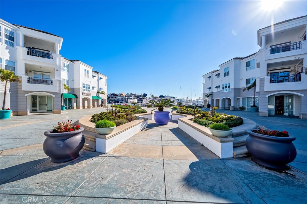 2600 Newport Boulevard 317